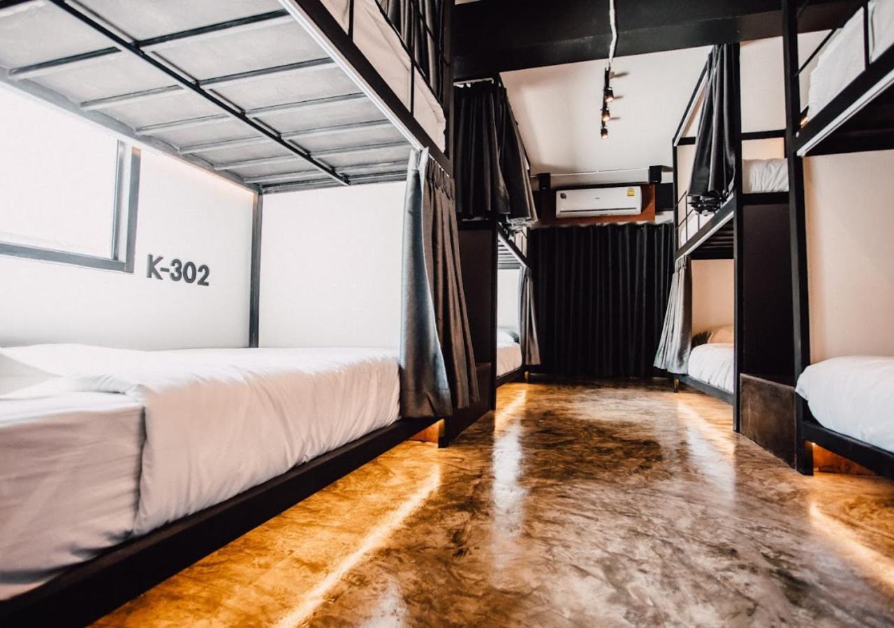 Adora Hostel Чиангмай Екстериор снимка